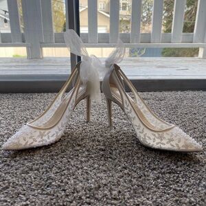 Bella Belle Edna Ivory pumps. Size 6.5.